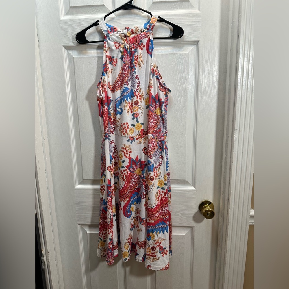 Sleeveless White Maxi Dress with Red, Blue & Yellow Paisley Print